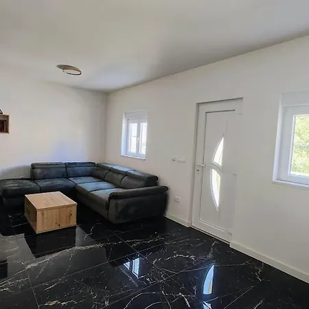 Zeus Faber Apartment-luksuzna Oaza U Centru Grada *