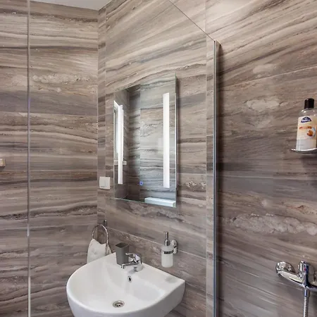 Zeus Faber Apartment-luksuzna Oaza U Centru Grada Apartment